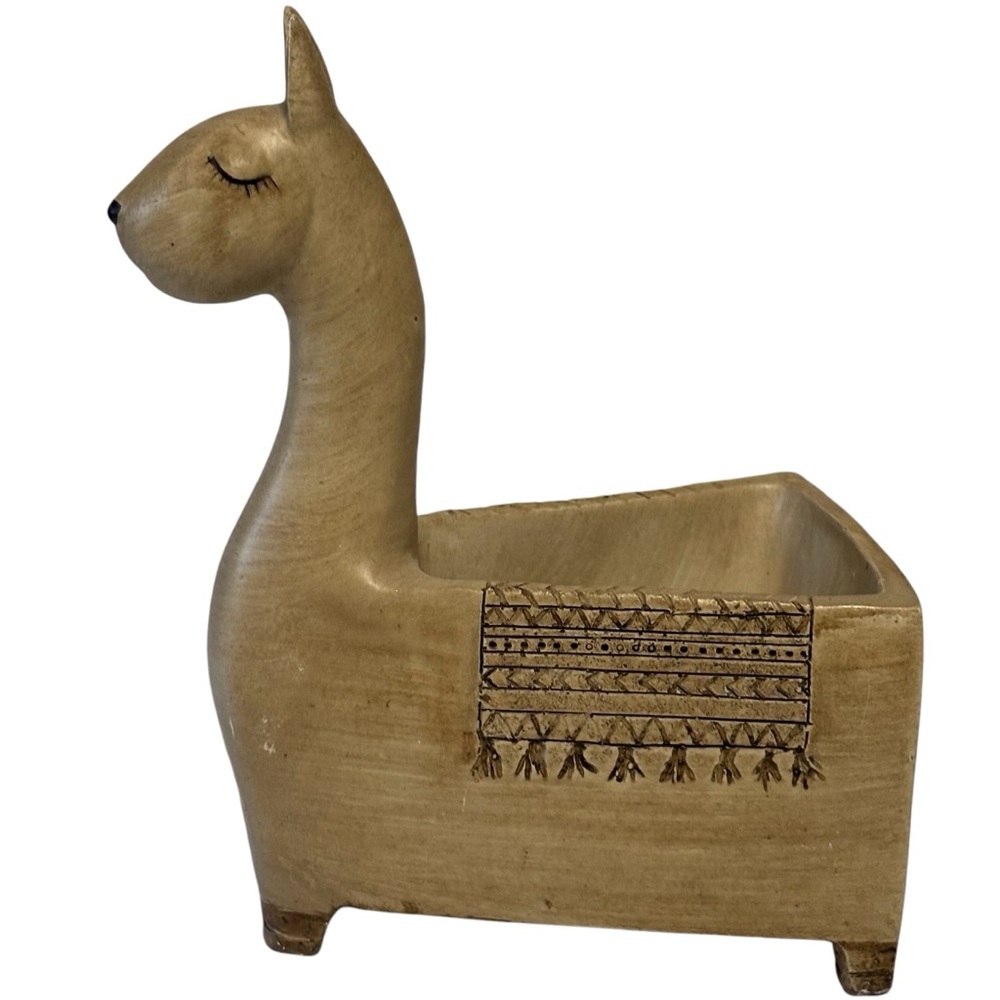 Serene Llama Peru Figurine Container Planter 7.5 inch remote control holder EUC